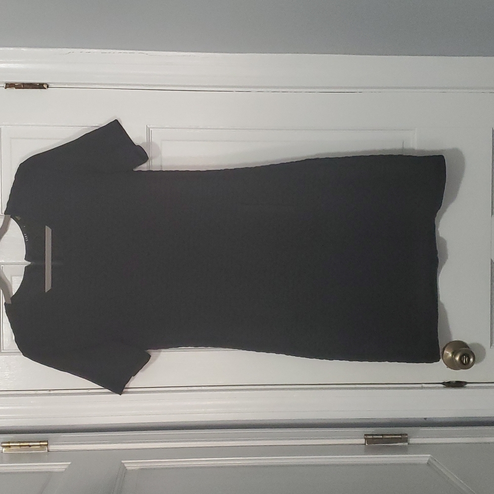 Tart Black short sleeve dress in great condition